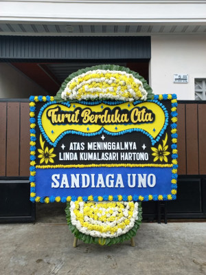 Papan Bunga Duka di Pendung Hiang
